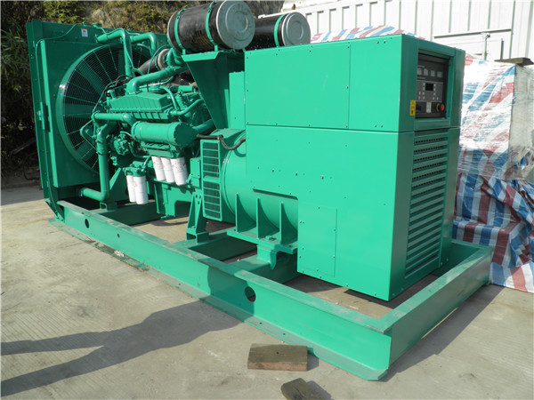 阳西出租发电机 发电机组厂家：柴油发电机组的控制屏的作用是什么？