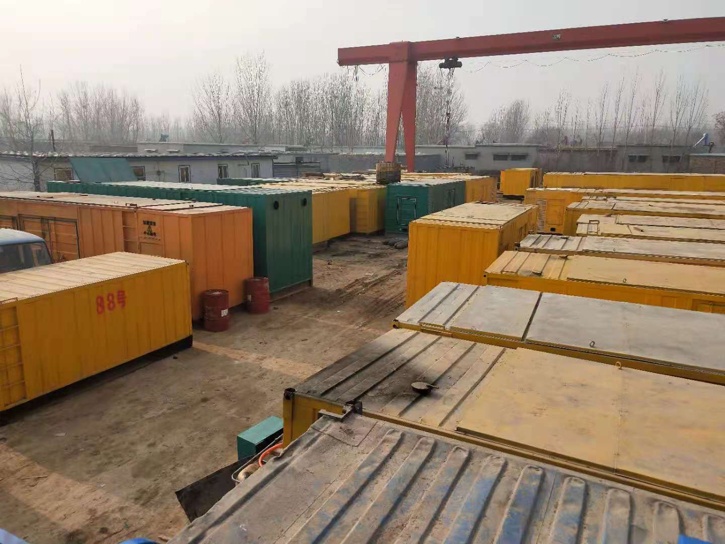 阳西租赁发电机-灰尘、风沙对柴油发电机组造成哪些不良影响？