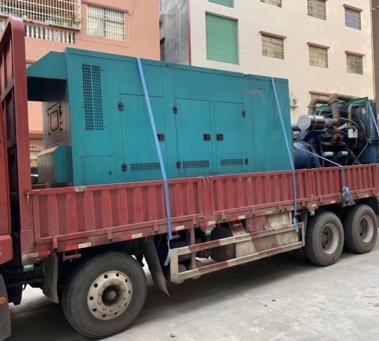 阳西如何在不同负载率下确保 400KW 柴油发电机组的正常运行？