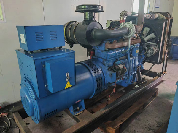 阳西100kW柴油发电机组使用多级机油有哪些优缺点？