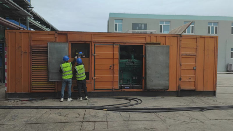 阳西如何检查柴油发电机组的机油油位？